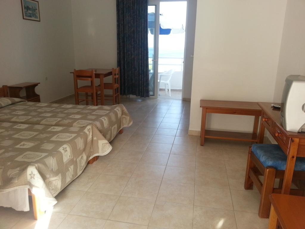 Ferienwohnung Antouan Matina Archangelos  Zimmer foto